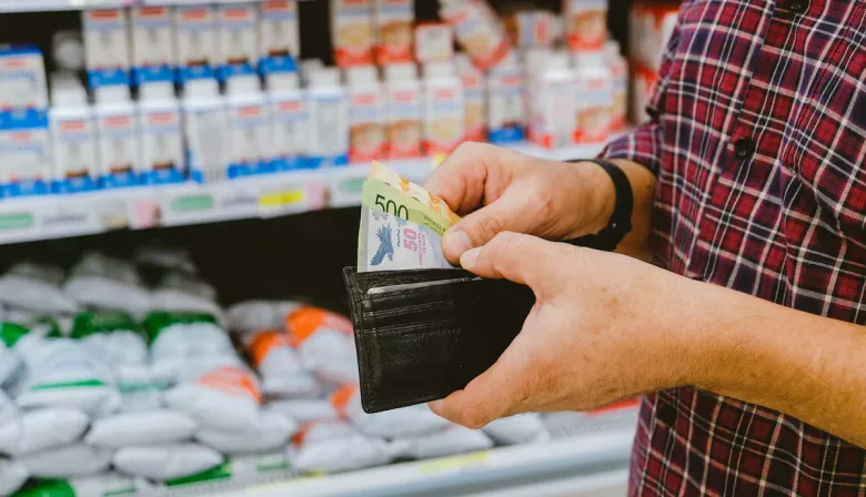 Salarios: la caída real del poder adquisitivo que el gobierno pretende ocultar