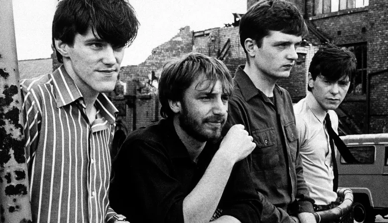 La colección definitiva de Joy Division: 14 CDs y 2 DVDs para coleccionistas