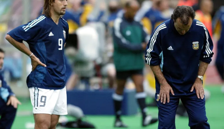 La obstinación de Bielsa dejó a Argentina afuera en primera ronda