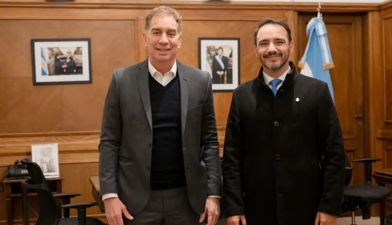 Guiño federal: uno por uno, los 13 gobernadores que felicitaron a Santilli