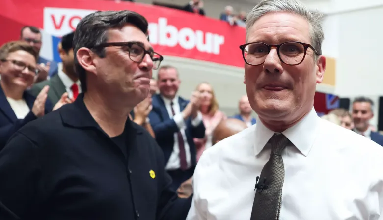 Andy Burnham acelera en Manchester y se mete en la carrera por Downing Street