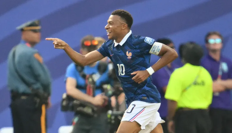 Mbappé y Deschamps elogiaron a Paraguay y anticiparon un duro cruce en el Mundial