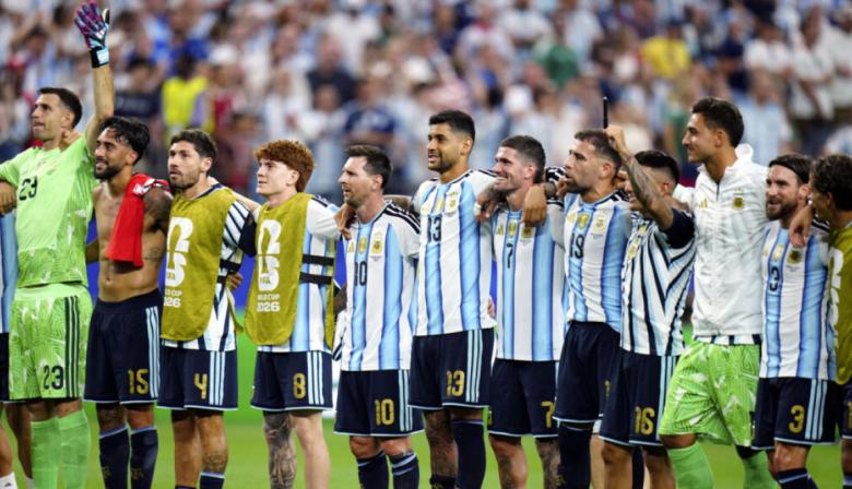 Argentina hace rotación y enfrentará a Jordania con suplentes y Messi en el banco