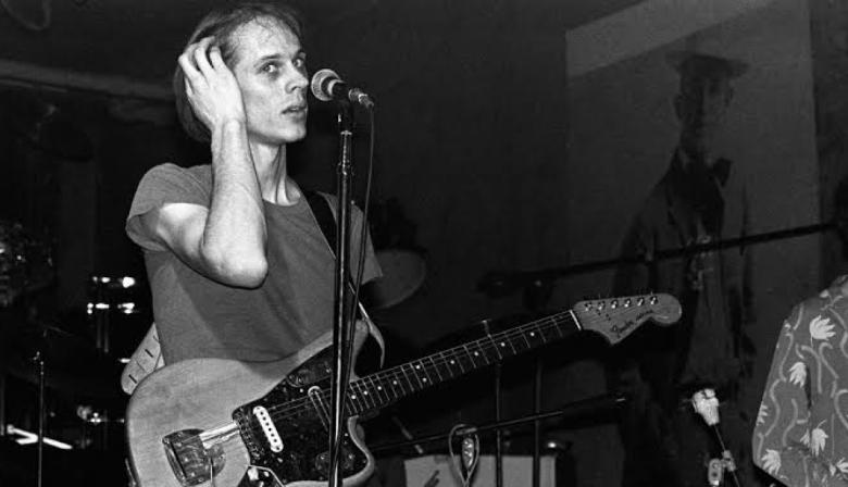 Rematan 4.000 discos de Tom Verlaine con piezas únicas de su banda Television