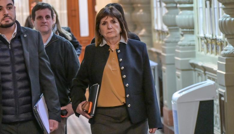 Faltazo de Bullrich y más ruido en el Gobierno: el caso Adorni suma tensión