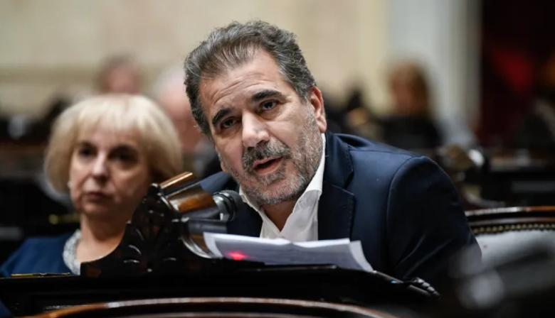 Adorni: Ritondo defendió el faltazo del PRO y acusó al kirchnerismo de armar un show
