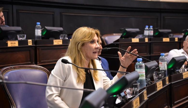 Fondos municipales en PBA: la UCR exige reparto 100% automático y se planta