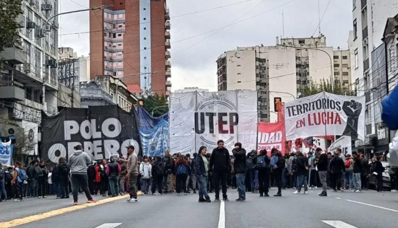 Presión social por Volver al Trabajo: qué pasa con quienes dependían del pago