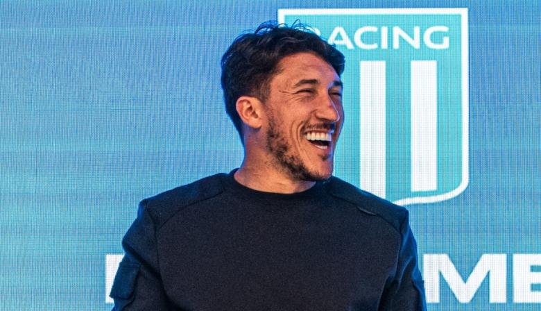 Racing suma a Alfonso Espino: el lateral uruguayo que cubre un hueco clave