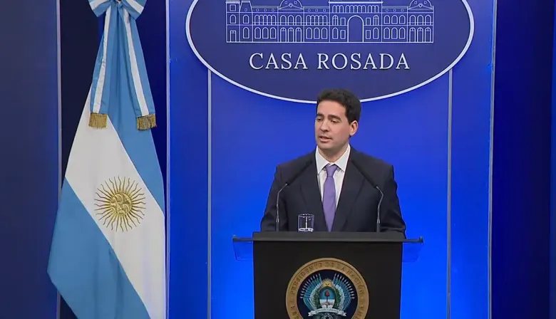 "Abríguense": tras la frase del nuevo vocero, las tarifas ya consumen hasta el 22% del ingreso familiar