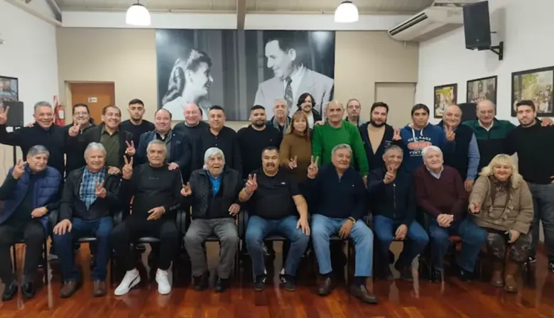 Hugo Moyano respaldó a las 62 Organizaciones y agitó la interna del PJ