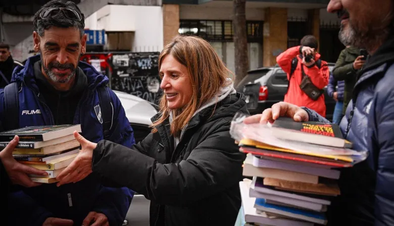 De Cortázar a Perón: los 45 libros que le regalaron a Cristina Kirchner