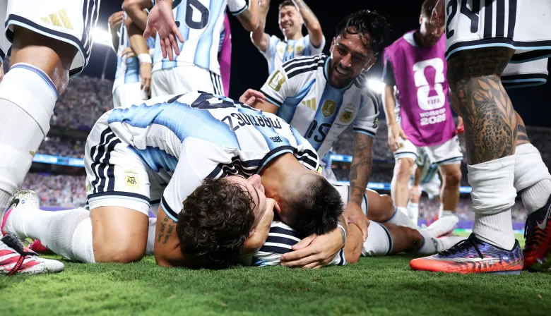 El partido del espíritu: teatro de las naciones