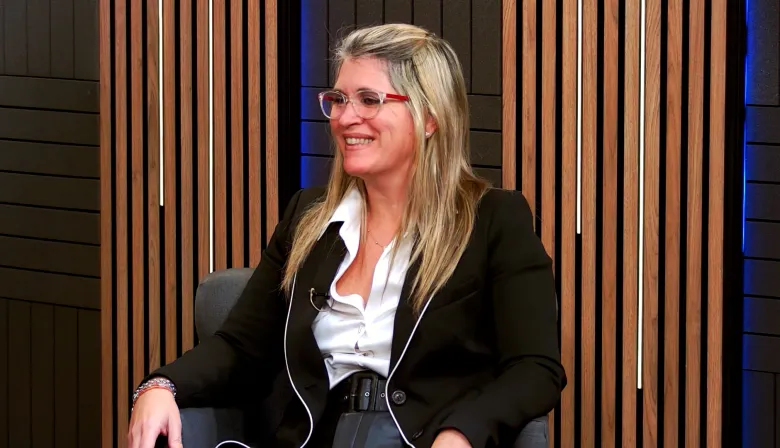 Analía Raña Sá: la abogada que puso en debate la Justicia, la IA y la familia