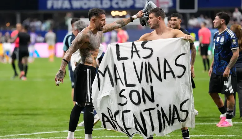 Polémica en Inglaterra: quieren sacarle la visa a Enzo Fernández y Lisandro Martínez