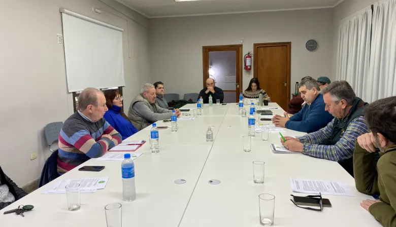 Productores de 9 de Julio impulsan un cambio de modelo para los caminos rurales