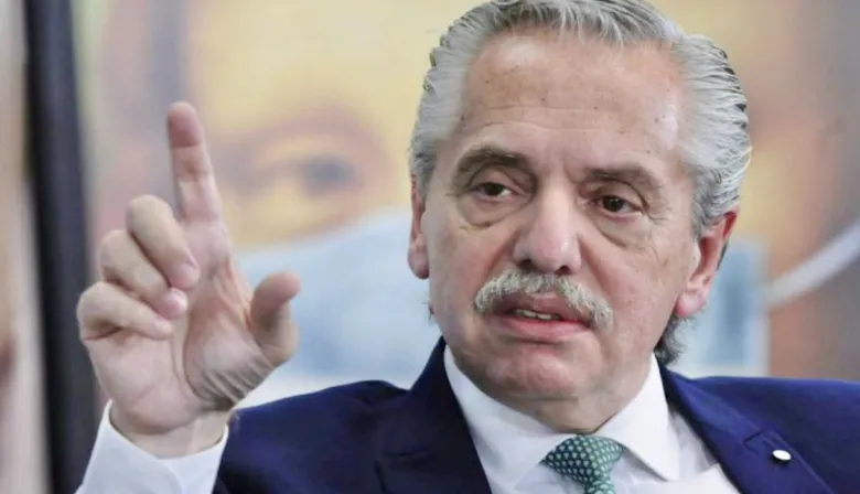 Alberto Fernández cruzó a Javier Milei por sus insultos al presidente brasileño