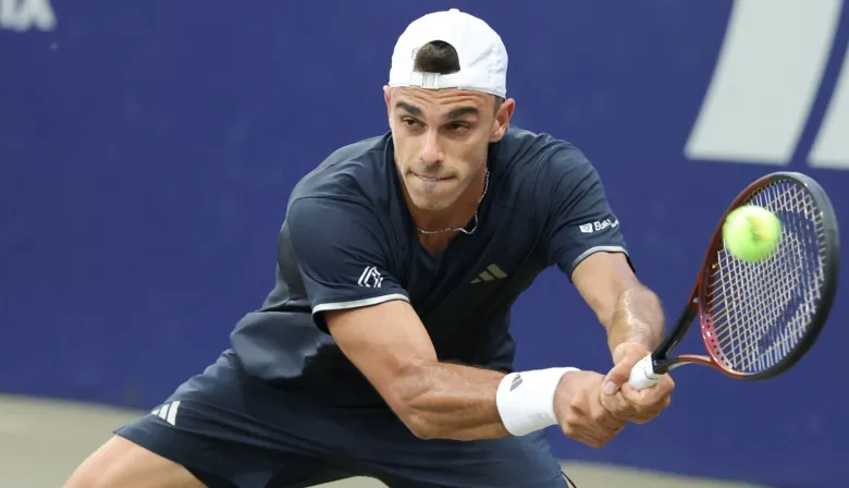 Cerúndolo va por las semis en Los Cabos: a qué hora y dónde verlo en vivo