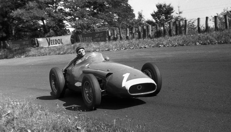 A 69 años de la obra maestra de Fangio: la carrera que convirtió a Nürburgring en una leyenda