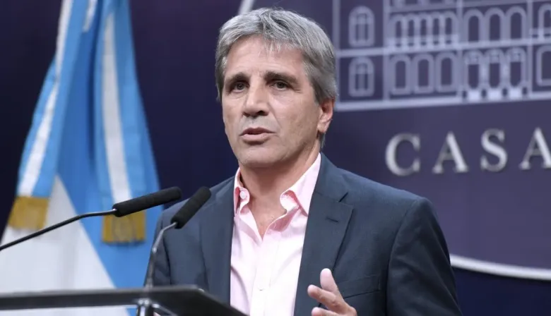 Créditos en dólares: Caputo espera sumar hasta US$10.000 millones con la nueva medida