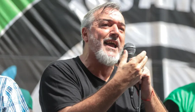 Por qué el 2,1% de julio deja peor a salarios y jubilaciones, según Aguiar