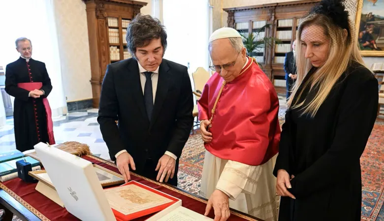 León XIV en Argentina: Karina Milei activa y organiza el operativo por la visita del Papa