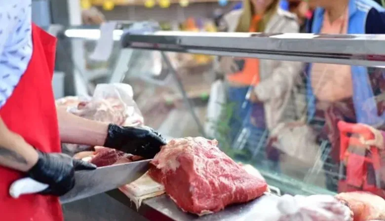 El consumo de carne cayó a su nivel más bajo en 20 años: las causas del desplome