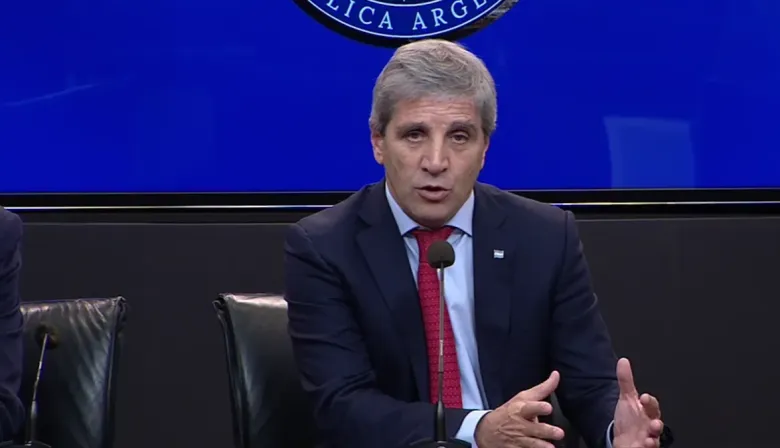 Caputo prepara una conferencia de prensa sobre créditos hipotecarios: qué se espera