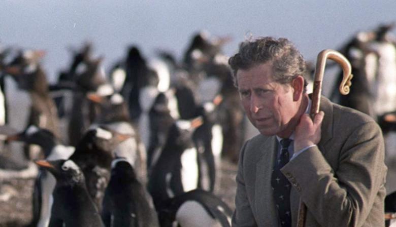 Malvinas: Carlos III destacó el nuevo puerto y obras que proyectan el futuro de las islas