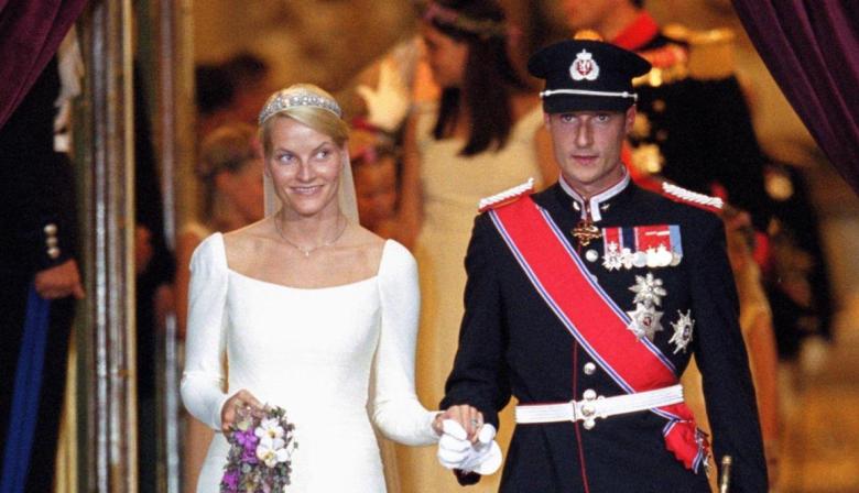 Las bodas de plata más difíciles de Haakon y Mette-Marit: Harald internado