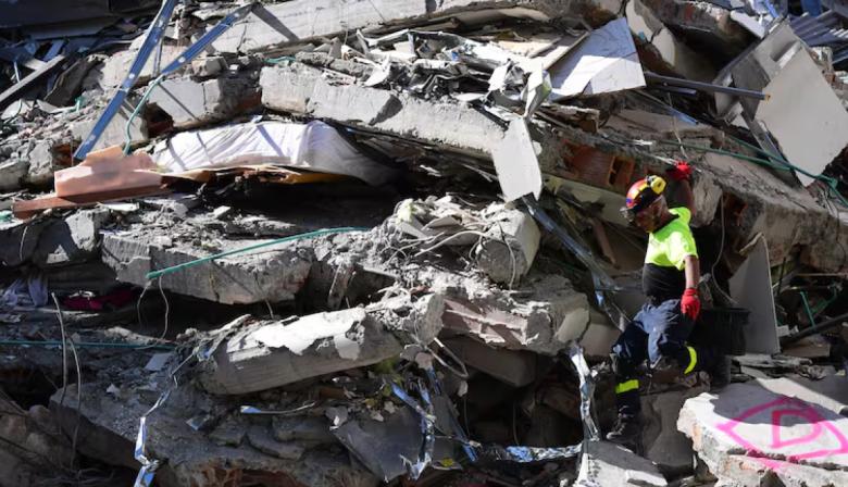 Terremoto en Pereira: evacuaron bebés en incubadoras de una clínica dañada