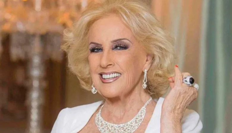 Qué le pasa a Mirtha Legrand: Marcela Tinayre rompió el silencio sobre su internación