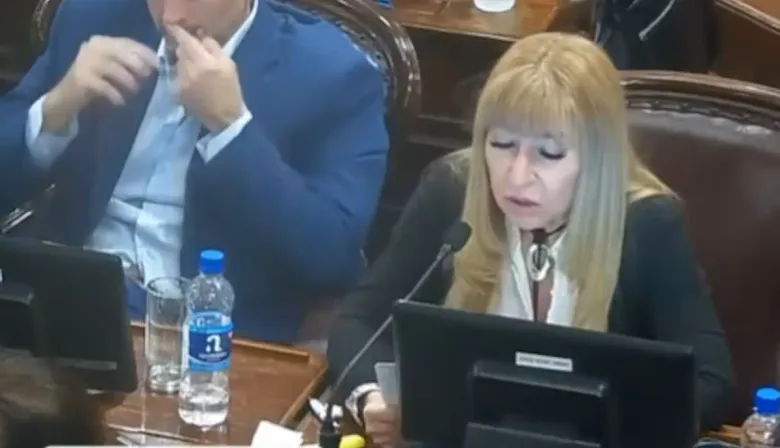 Entre Ríos: lo acusaron de drogarse en plena sesión y brindó una insólita explicación