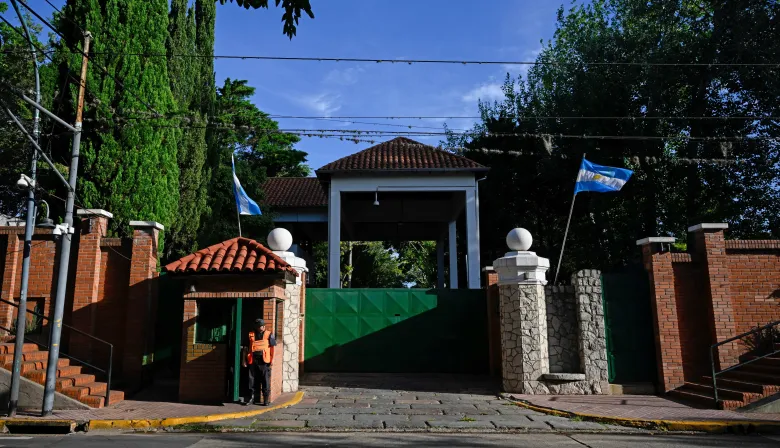 Reincorporan a los despedidos de Olivos, pero la reestructuración sigue generando ruido