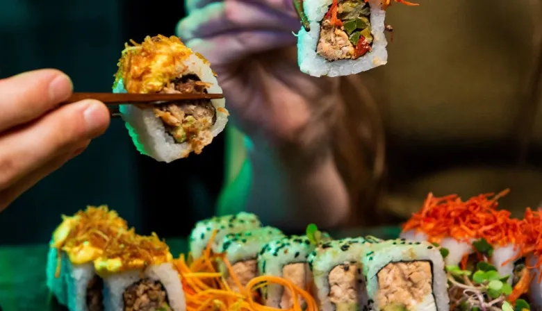 Unaghi Sushi Bar: el menú donde cenaron Karina Milei, Bullrich y Menem