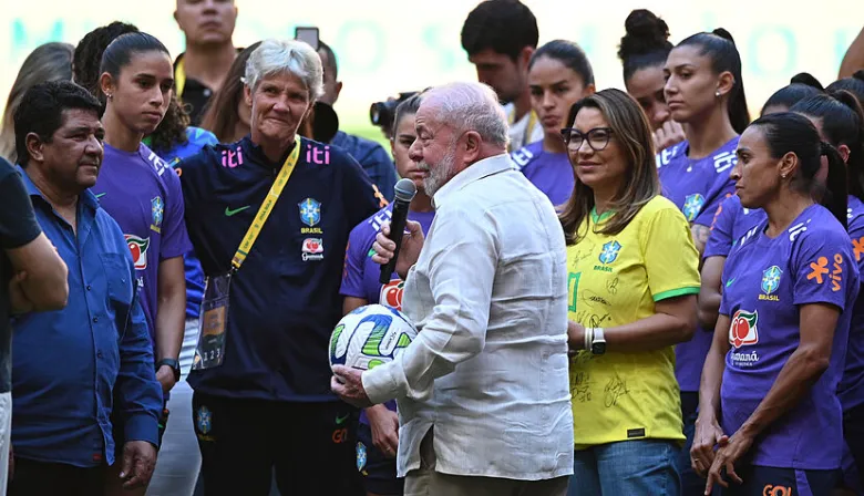 La última jugada de Lula: de qué se trata la ley sobre fútbol femenino en Brasil