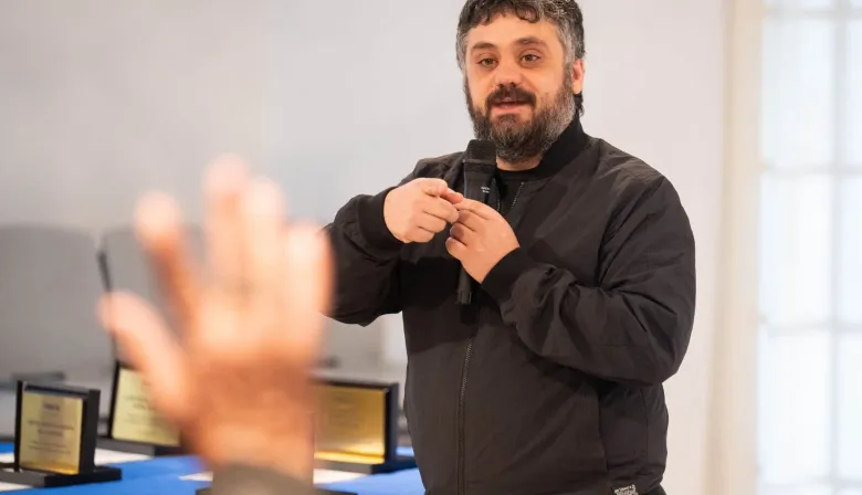 "Delincuentes": la durísima reacción K en PBA tras caer la Ley de Tierras