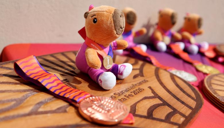 Furor por Capi: vendieron más de 45 mil peluches de la mascota de los Suramericanos