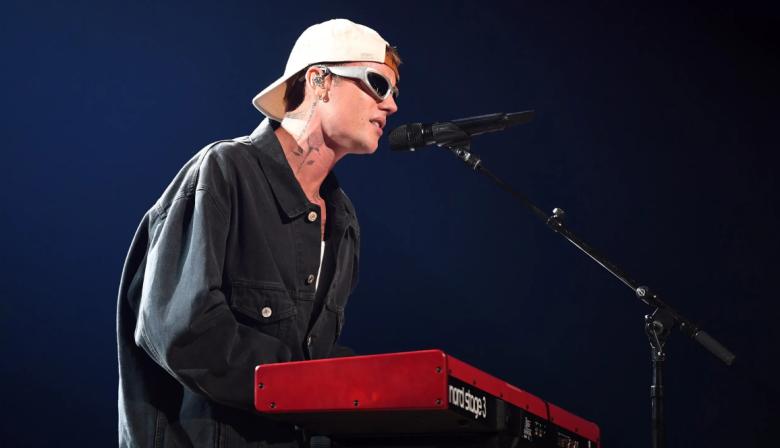Justin Bieber hizo una sesión improvisada con amigos en el MacArthur Park: mirá el video