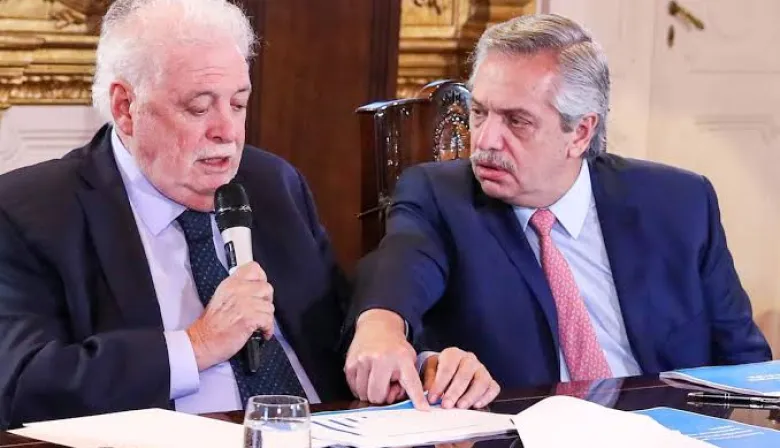 Vacunatorio VIP: la causa que sacudió al poder se reactiva con 34 citados a declarar