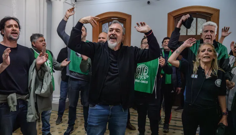 Retiros voluntarios: ATE filtró el supuesto plan de Milei para 21.187 estatales