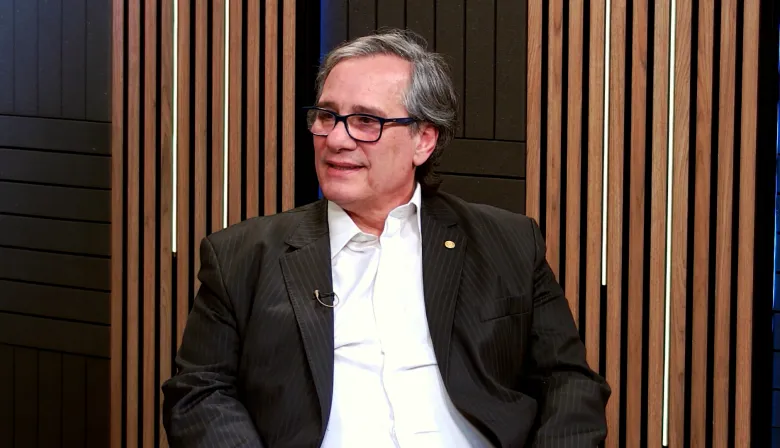 Luis Palomino propone cambiar la selección de jueces y cuestiona los acuerdos de poder