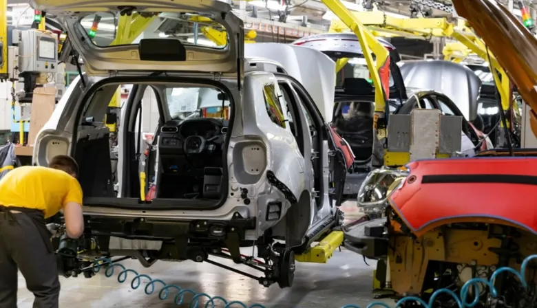 La UIA confirmó otro retroceso industrial y se profundiza la crisis productiva