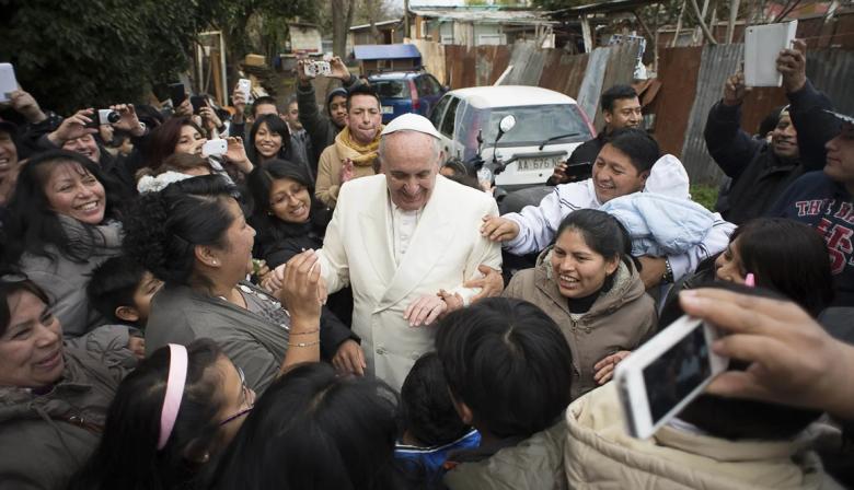 Reglas Papa Francisco: las 18 pautas que deberán aprender los futuros jueces en PBA