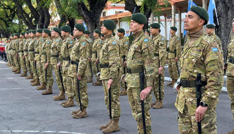 Sueldos de las Fuerzas Armadas en octubre: los 12 grados debajo de la canasta básica