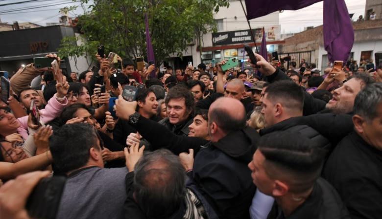 Milei llegó a Catamarca y lo recibieron 1.200 militantes: qué busca con su primera visita