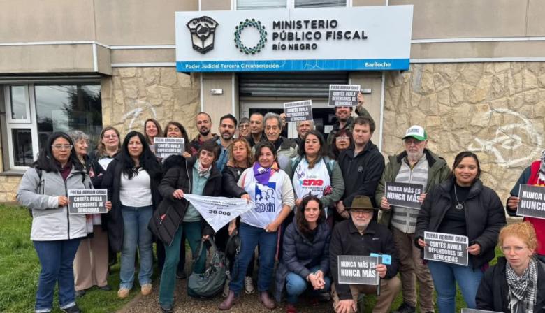 Bariloche: denunciaron a un candidato oficialista por mensajes que reivindican a Videla