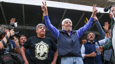 El gremio Camioneros acordó un bono de fin de año de 240 mil pesos