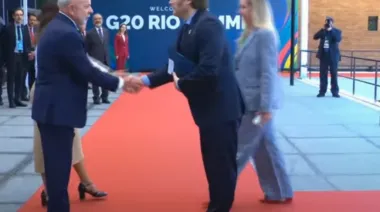 El protocolar y frío saludo entre Javier Milei y Lula da Silva en el G20 en Río de Janeiro