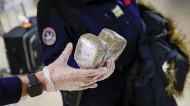 Cocaína y violencia: Francia aprueba ley antidrogas histórica